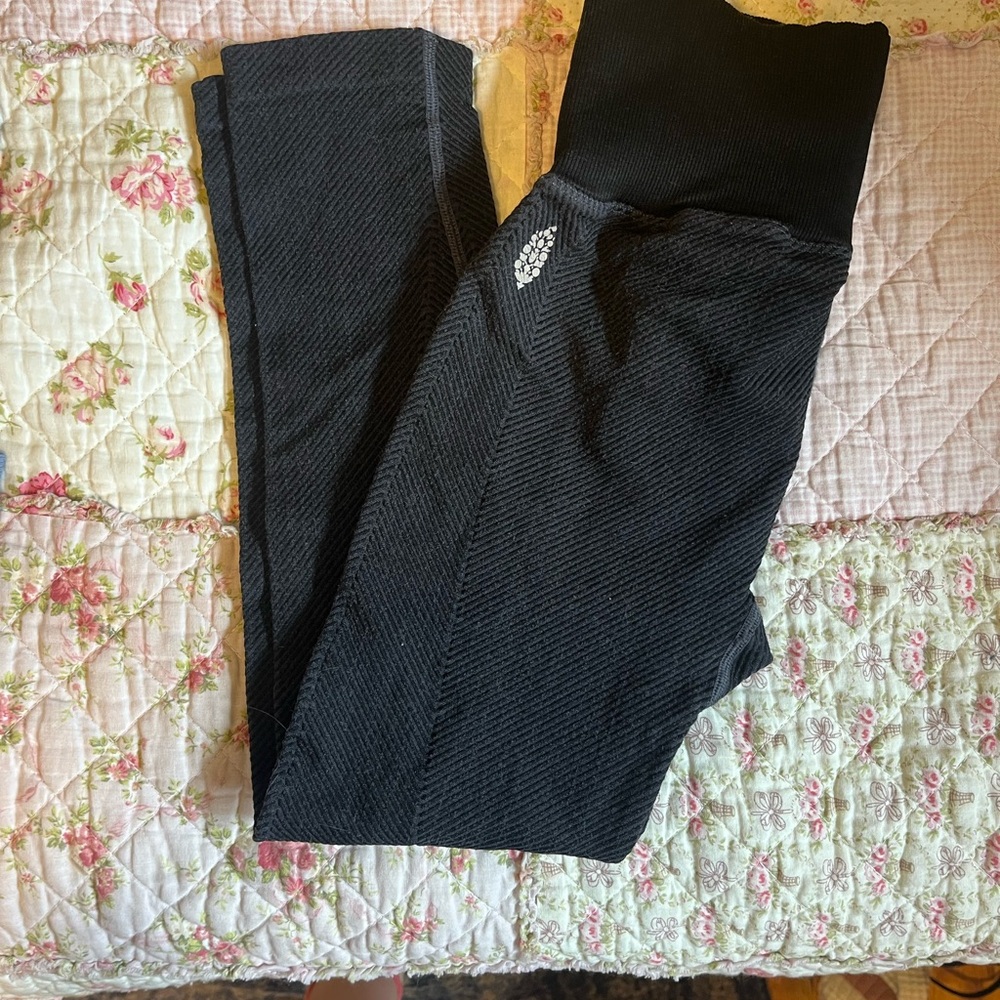 Free People Movement Leggings Charcoal thermal cropped